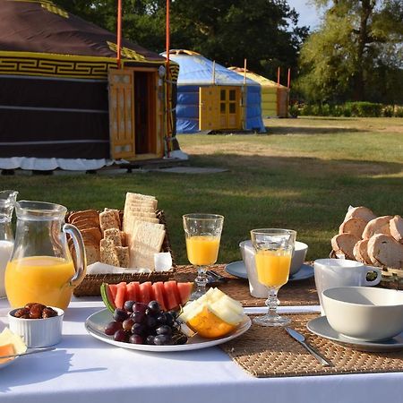 Yourte Nomade-Lodge Les Ecrennes Экстерьер фото
