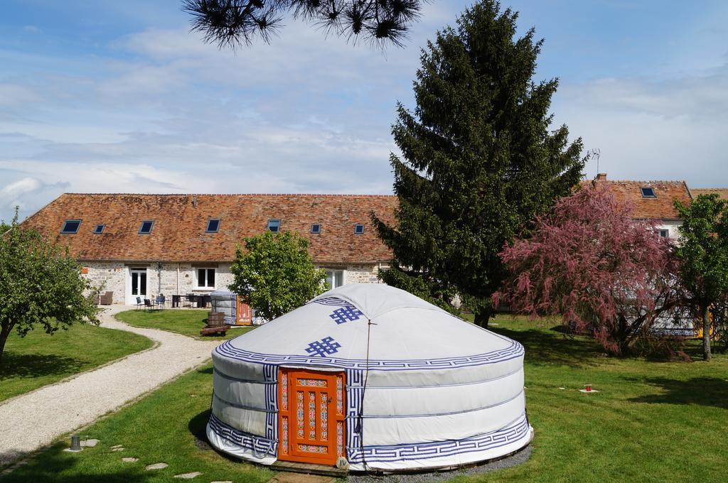 Yourte Nomade-Lodge Les Ecrennes Номер фото