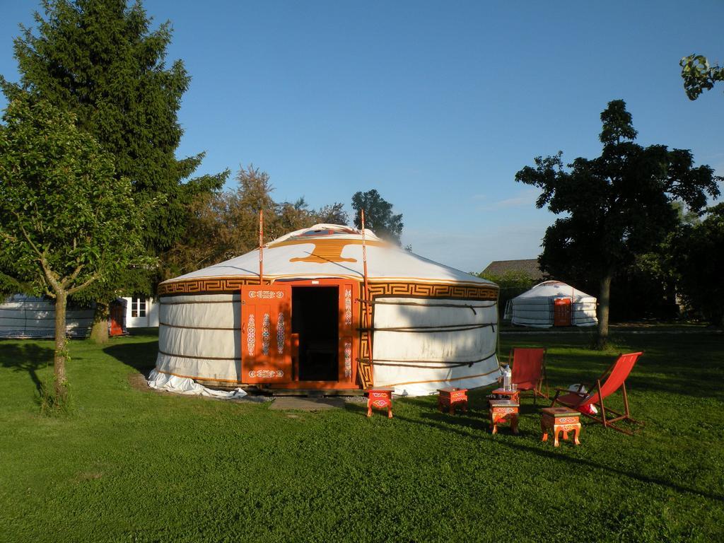 Yourte Nomade-Lodge Les Ecrennes Номер фото